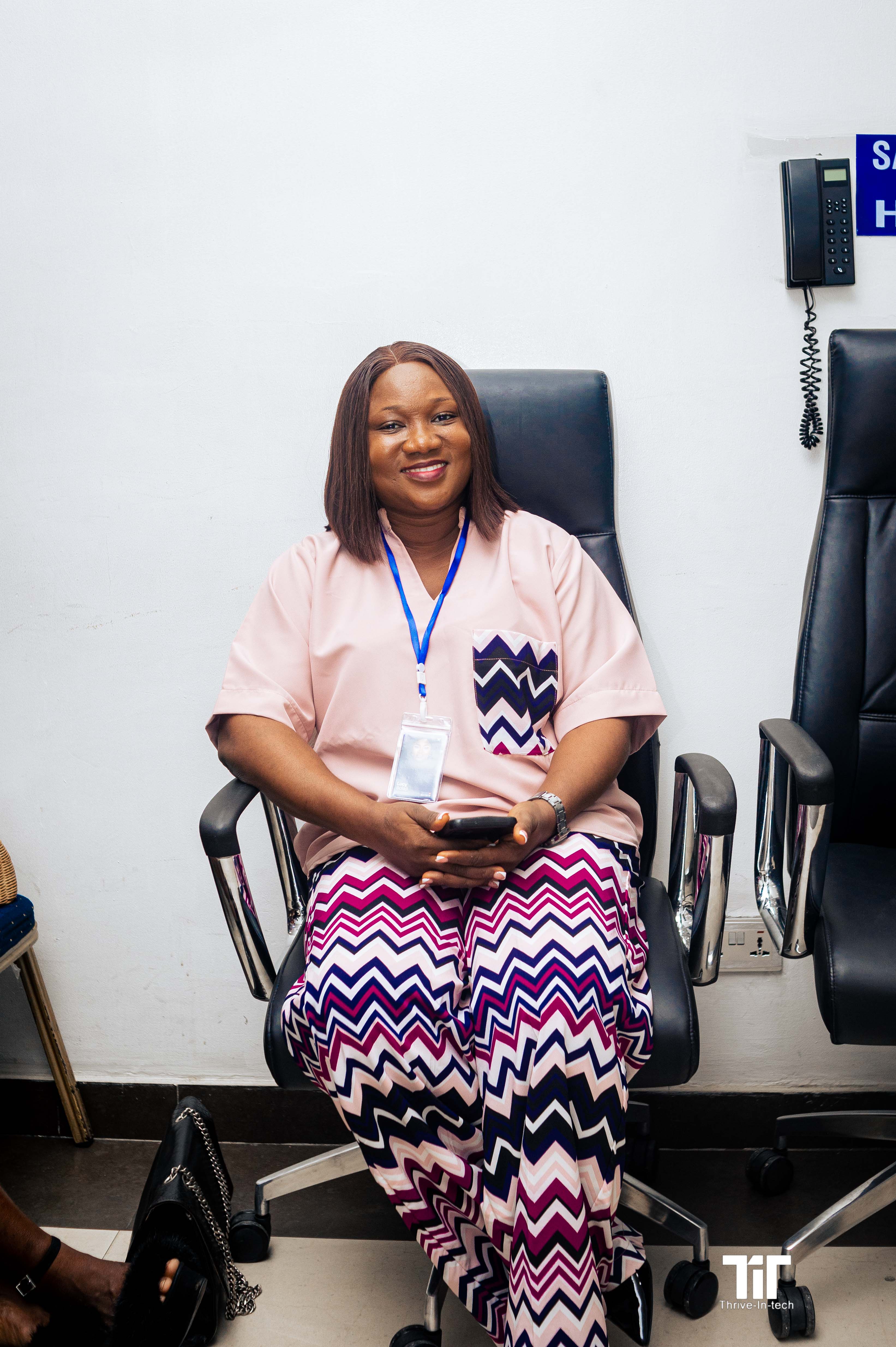 Tit 5 Lagos - 7U0A5953.jpg