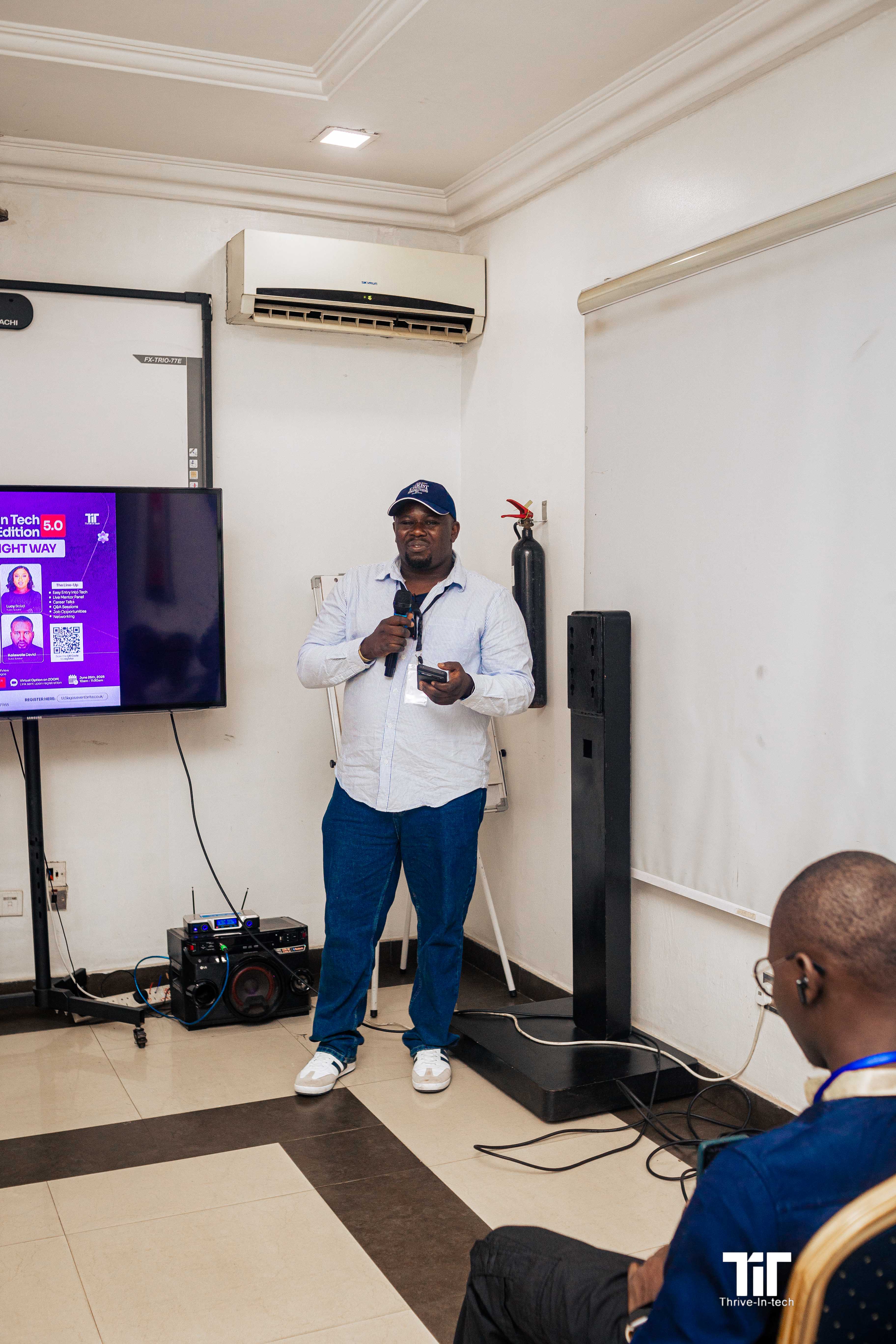 Tit 5 Lagos - 7U0A5967.jpg