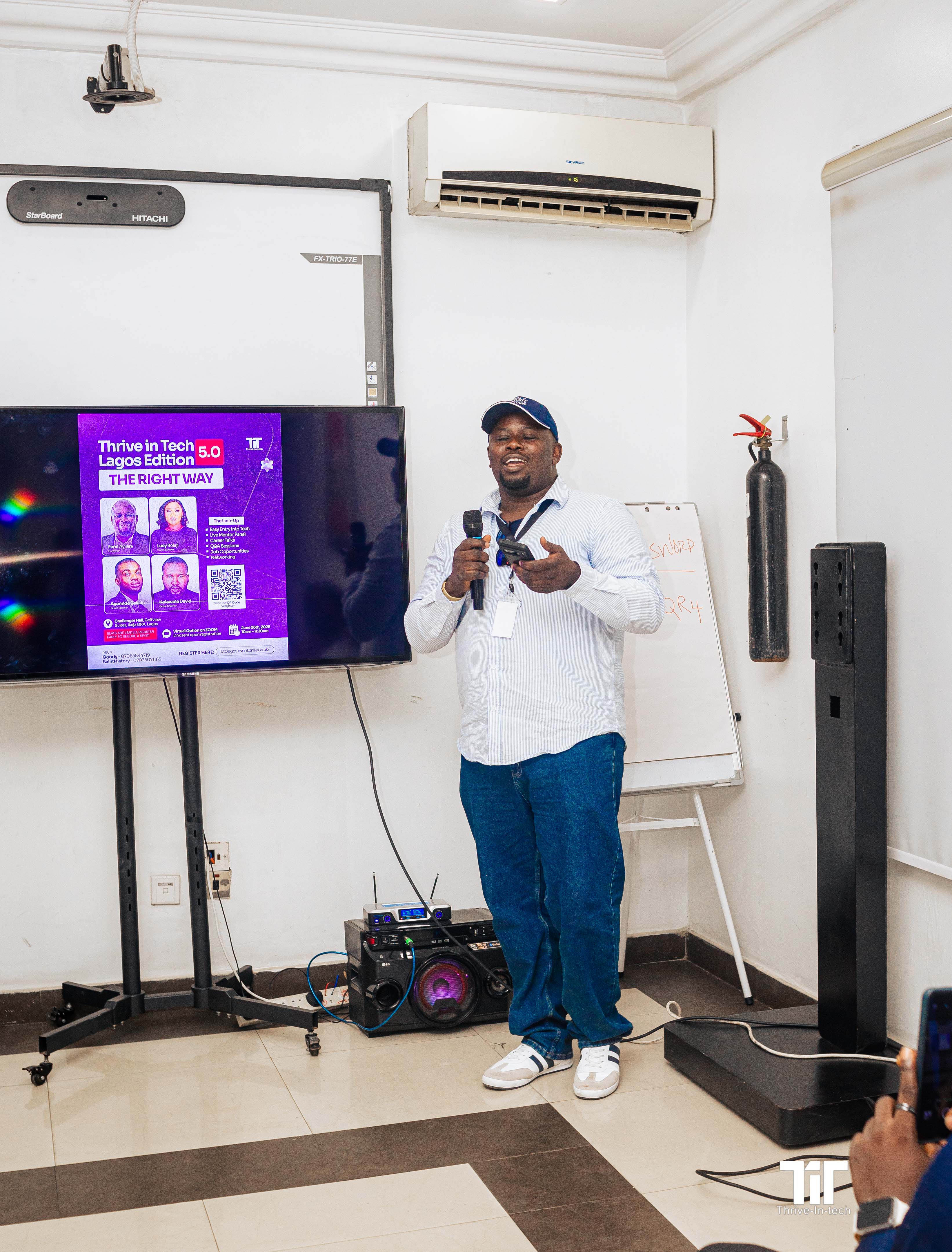 Tit 5 Lagos - 7U0A5968.jpg