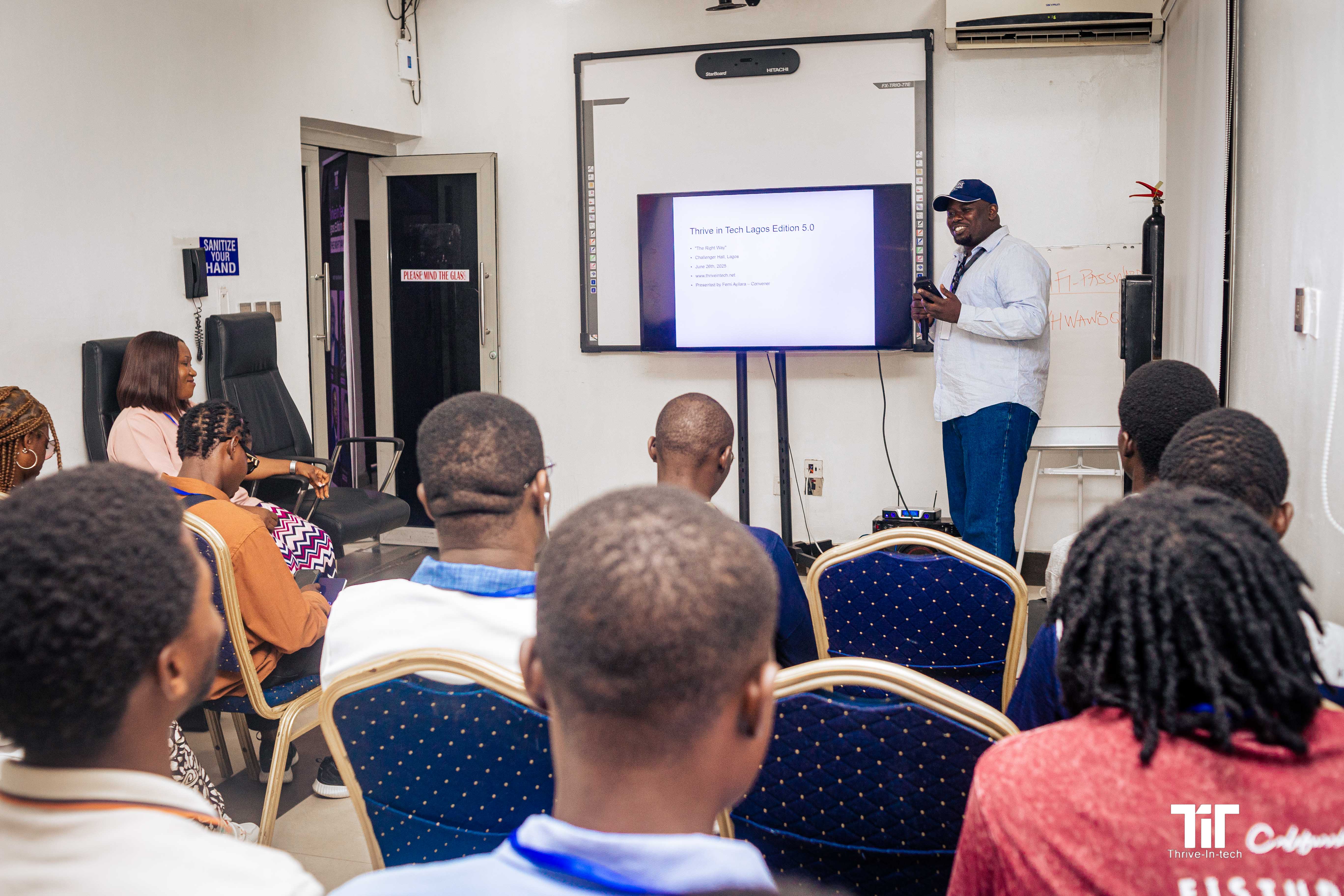 Tit 5 Lagos - 7U0A5973.jpg