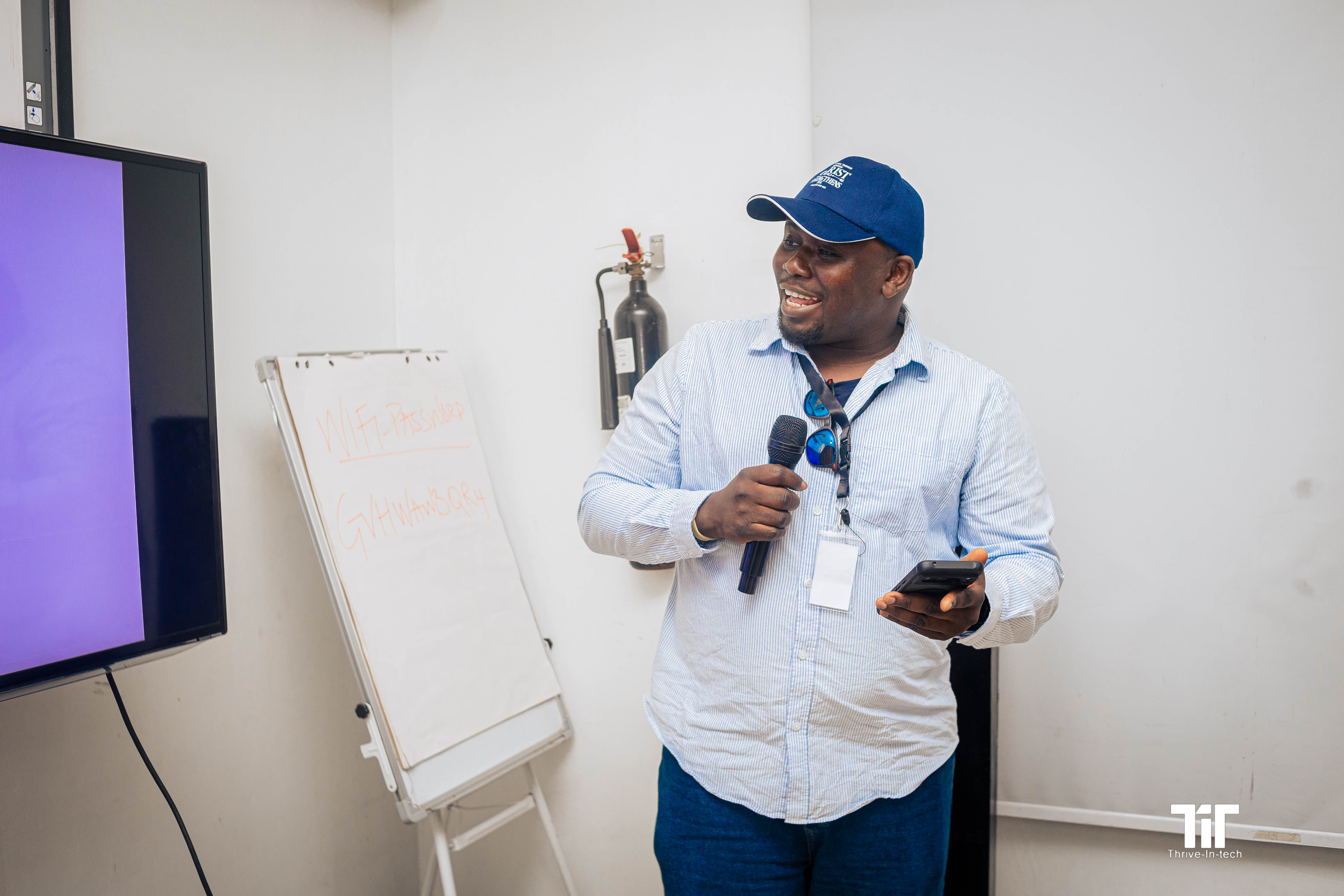 Tit 5 Lagos - 7U0A5976.jpg