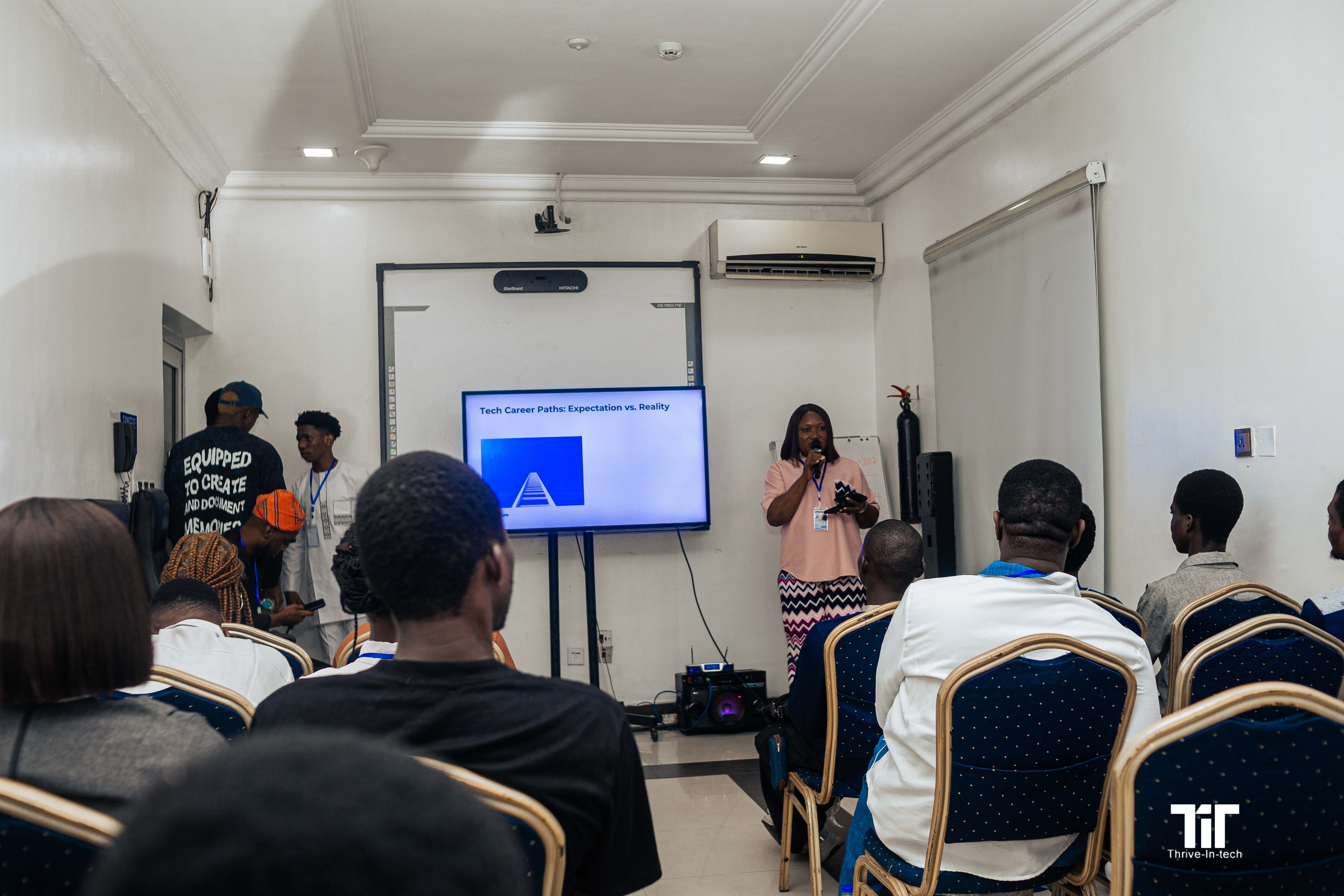 Tit 5 Lagos - 7U0A6057.jpg